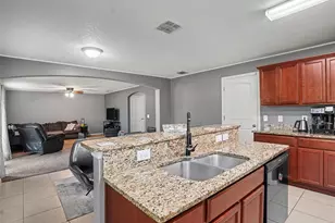 5660 Elsinore Way, Lakeland, FL 33805 - Photo 11