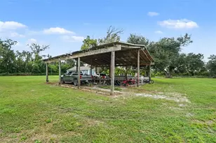 7040 Lumberton Rd, Zephyrhills, FL 33540 - Photo 29