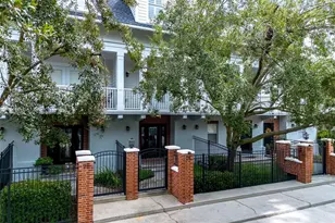 2442 W Mississippi Ave, Tampa, FL 33629 - Photo 1