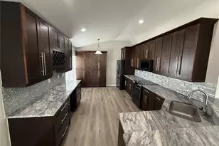 14214 Edinburgh Moor Dr, Wimauma, FL 33598 - Photo 9