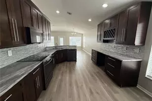 14214 Edinburgh Moor Dr, Wimauma, FL 33598 - Photo 11