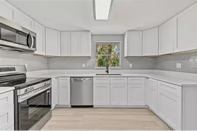10025 Chestnut Drive, Hudson, FL 34669 - Photo 15