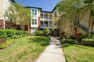10024 Strafford Oak Ct, Tampa, FL 33624 - Photo 1