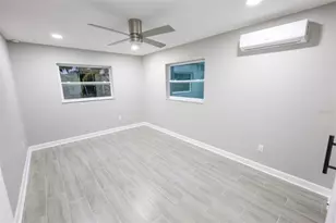 14906 N Bayshore Dr, Madeira Beach, FL 33708 - Photo 9