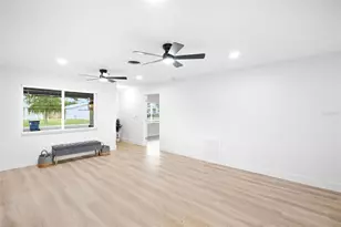 5734 20th Ave N, Saint Petersburg, FL 33710 - Photo 15