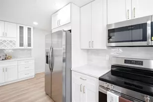 5734 20th Ave N, Saint Petersburg, FL 33710 - Photo 37