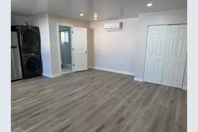 705 W River Heights Avenue, Tampa, FL 33603 - Photo 5