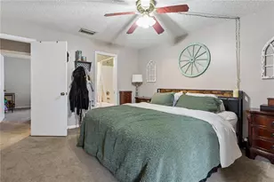 7920 N Tangerine Dr, Temple Terrace, FL 33637 - Photo 23