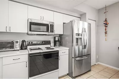 6399 Shoreline Drive #4305, Saint Petersburg, FL 33708 - Photo 9