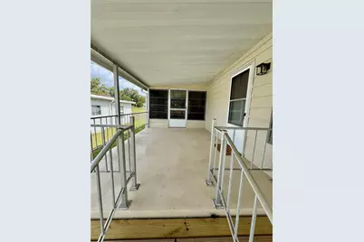 8066 Highpoint Boulevard, Brooksville, FL 34613 - Photo 5