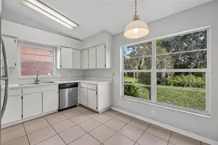 1016 Hardwood Dr, Valrico, FL 33596 - Photo 15