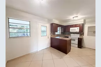 13732 21st Street, Dade City, FL 33525 - Photo 5