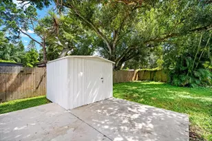 7954 49th Ave N, Saint Petersburg, FL 33709 - Photo 25