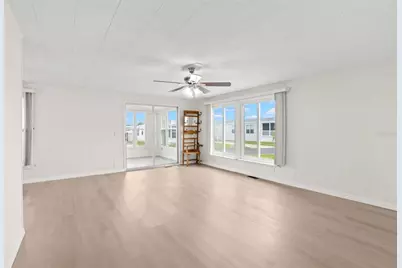 641 Mount Lancaster Avenue NE #637, Saint Petersburg, FL 33702 - Photo 13