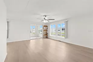 641 Mt Lancaster Ave NE, Saint Petersburg, FL 33702 - Photo 13