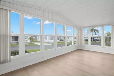 641 Mount Lancaster Avenue NE #637, Saint Petersburg, FL 33702 - Photo 7