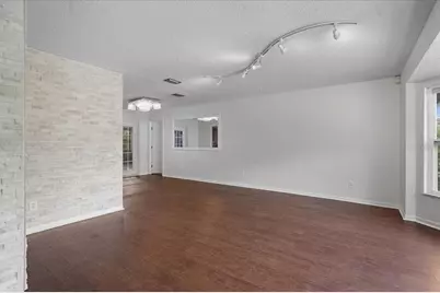 28710 Twinbrook Lane, Wesley Chapel, FL 33543 - Photo 5