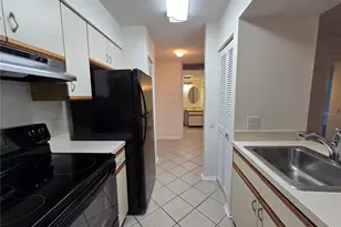 2333 Feather Sound Dr, Clearwater, FL 33762 - Photo 5