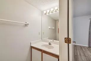 5100 Burchette Rd, Tampa, FL 33647 - Photo 21