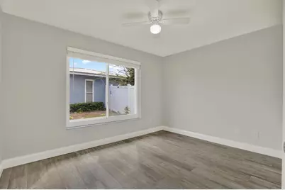 14380 Passage Way, Seminole, FL 33776 - Photo 33