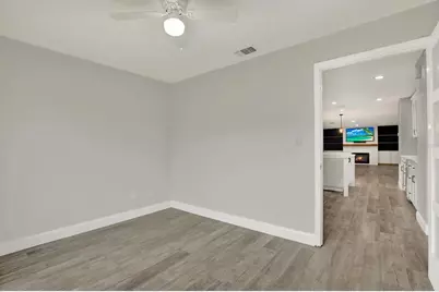 14380 Passage Way, Seminole, FL 33776 - Photo 35