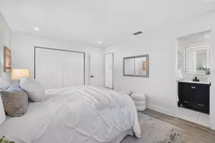 5483 37th Ave N, Saint Petersburg, FL 33710 - Photo 13