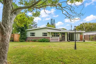 1907 Lakewood Dr, Clearwater, FL 33763 - Photo 47