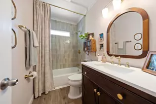 1907 Lakewood Dr, Clearwater, FL 33763 - Photo 27