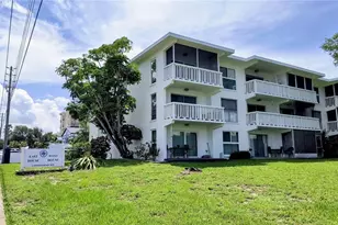 2944 W Bay Dr, Belleair Bluffs, FL 33770 - Photo 1