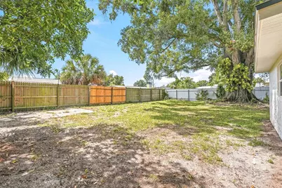 7919 Croton Avenue, Tampa, FL 33619 - Photo 31