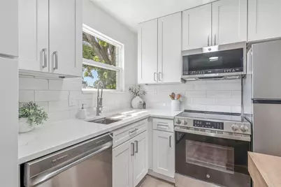 7919 Croton Avenue, Tampa, FL 33619 - Photo 13