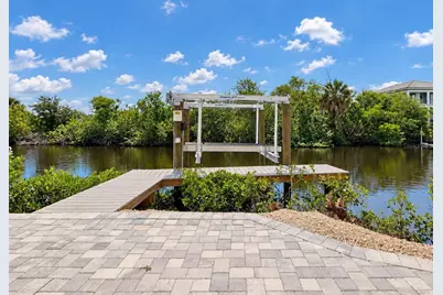 526 Estuary Shore Lane, Apollo Beach, FL 33572 - Photo 13