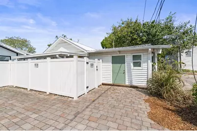 1619 7th Avenue N, Saint Petersburg, FL 33713 - Photo 1