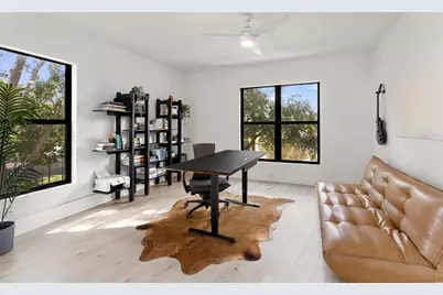 4507 W Price Avenue, Tampa, FL 33611 - Photo 45