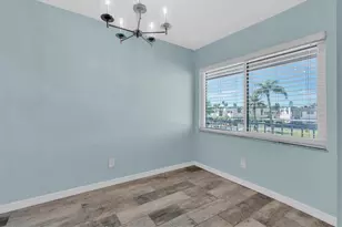 8039 Garden Dr, Seminole, FL 33772 - Photo 13