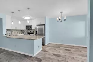 8039 Garden Dr, Seminole, FL 33772 - Photo 7