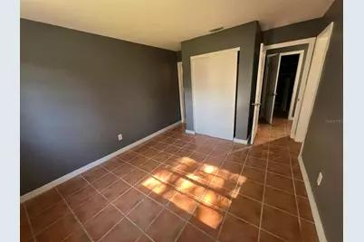 300 83rd Avenue NE, Saint Petersburg, FL 33702 - Photo 7