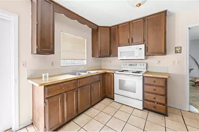 7450 Dundee Way, Weeki Wachee, FL 34613 - Photo 11