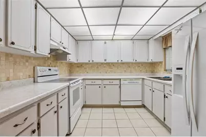 1722 W Del Webb Boulevard, Sun City Center, FL 33573 - Photo 17