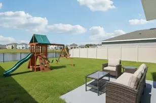 10535 Tucker Rd, Weeki Wachee, FL 34613 - Photo 11