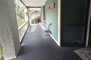 1016 E Powhatan Ave, Tampa, FL 33604 - Photo 3