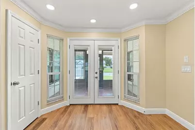 764 Lakewood Drive, Palm Harbor, FL 34684 - Photo 5