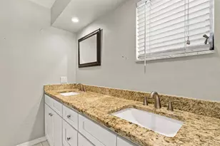 11626 Carrollwood Dr, Tampa, FL 33618 - Photo 21