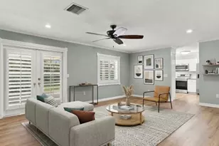 11626 Carrollwood Dr, Tampa, FL 33618 - Photo 11