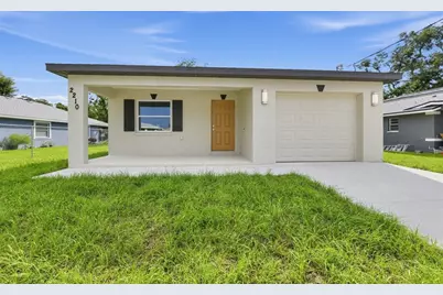 2210 1st Avenue E, Palmetto, FL 34221 - Photo 1