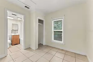 2500 11th Ave SE, Saint Petersburg, FL 33712 - Photo 11