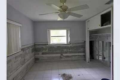 1595 Arizona Avenue NE, Saint Petersburg, FL 33703 - Photo 11