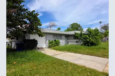 1595 Arizona Avenue NE, Saint Petersburg, FL 33703 - Photo 1