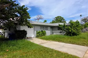1595 Arizona Ave NE, Saint Petersburg, FL 33703 - Photo 1