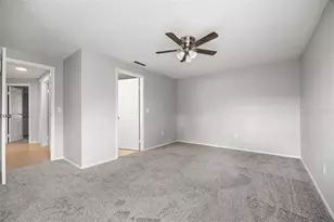 627 Timber Bay Cir W, Oldsmar, FL 34677 - Photo 21
